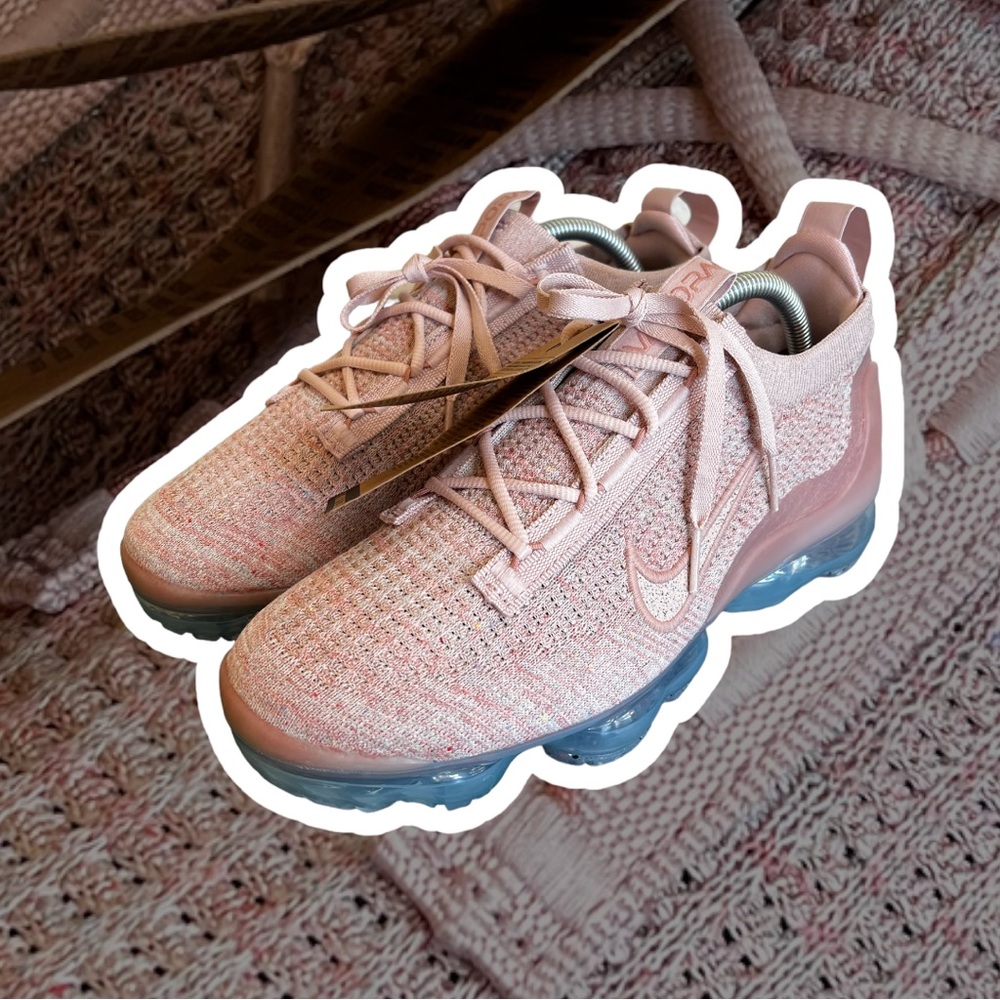 ‼️SOLD‼️ NEW Nike Air VaporMax 2021 Flyknit